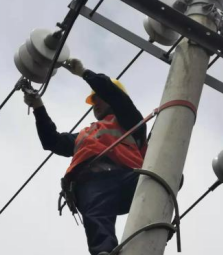 電網(wǎng)高人創(chuàng)新優(yōu)化緊線器弊端